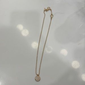 Michael Kors pendant with CZ. Set in sterling silver, 14k gold-plated